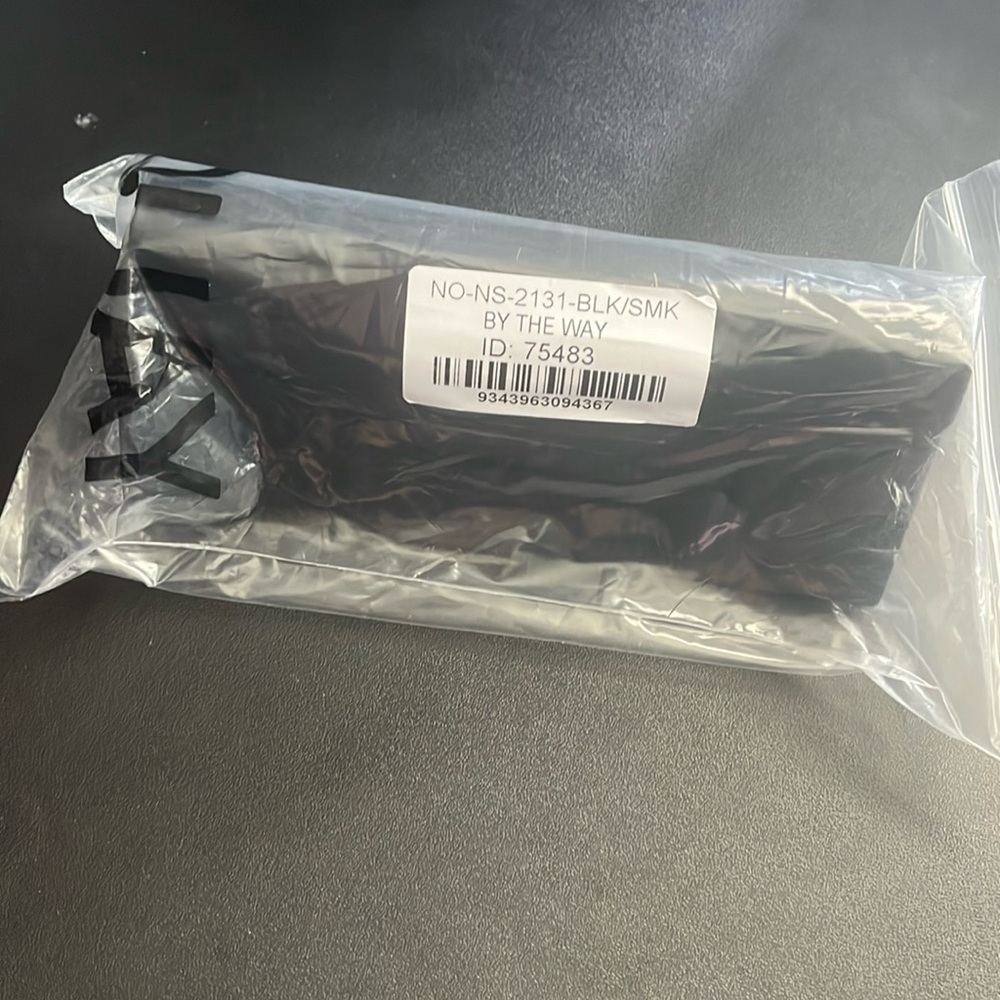 Sunglasses Quay NAO-NS 2131 black/smk BY the way ID 75483